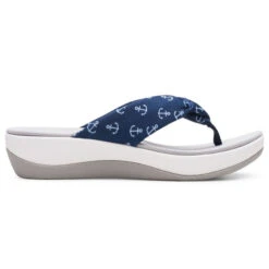 Clarks Women's Arla Glison Fabric Cloudstepper Thong Sandal -Winter Equip Store 26150829 Navy