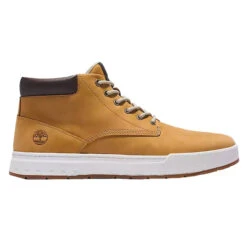 Timberland Men's Maple Grove Leather Chukka Boot