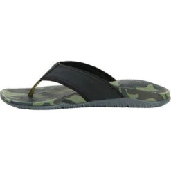 Xtratuf Men's Auna Camo Flip Flop Sandal 10 Xtratuf Men's Auna Camo Flip Flop Sandal -Winter Equip Store AUNM000 5 LARGE