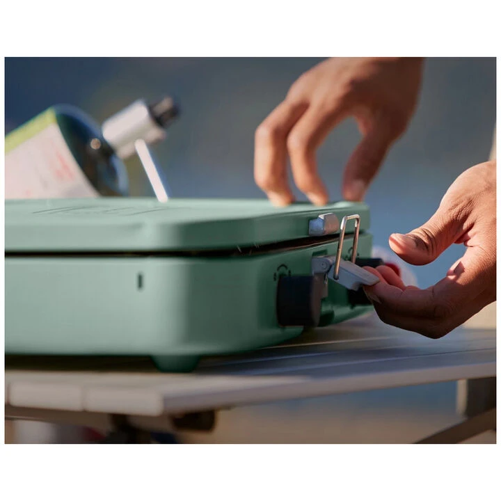 Coleman Cascade 222 2-Burner Camping Stove 2 Coleman Cascade 222 2-Burner Camping Stove - Image 2