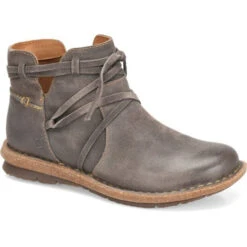 Born Women's Tarkiln Boot -Winter Equip Store F59122 500xauto