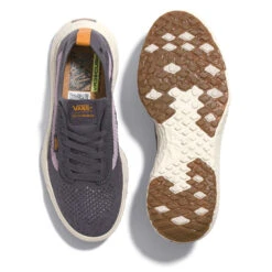 Vans Women's UltraRange VR3 Shoe -Winter Equip Store VN0A4BXB1O7 ALT2